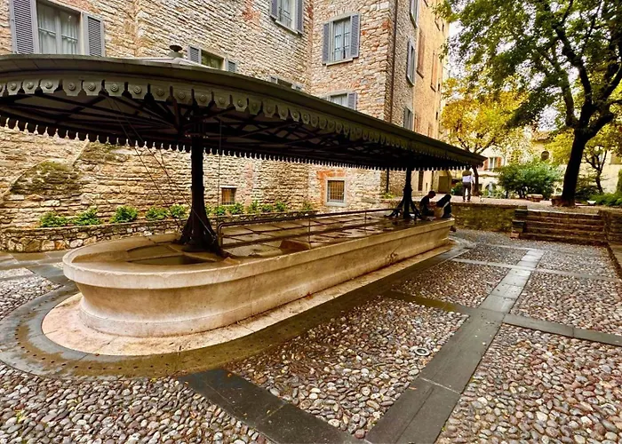 Colleoni Suite, Citta Alta شقة